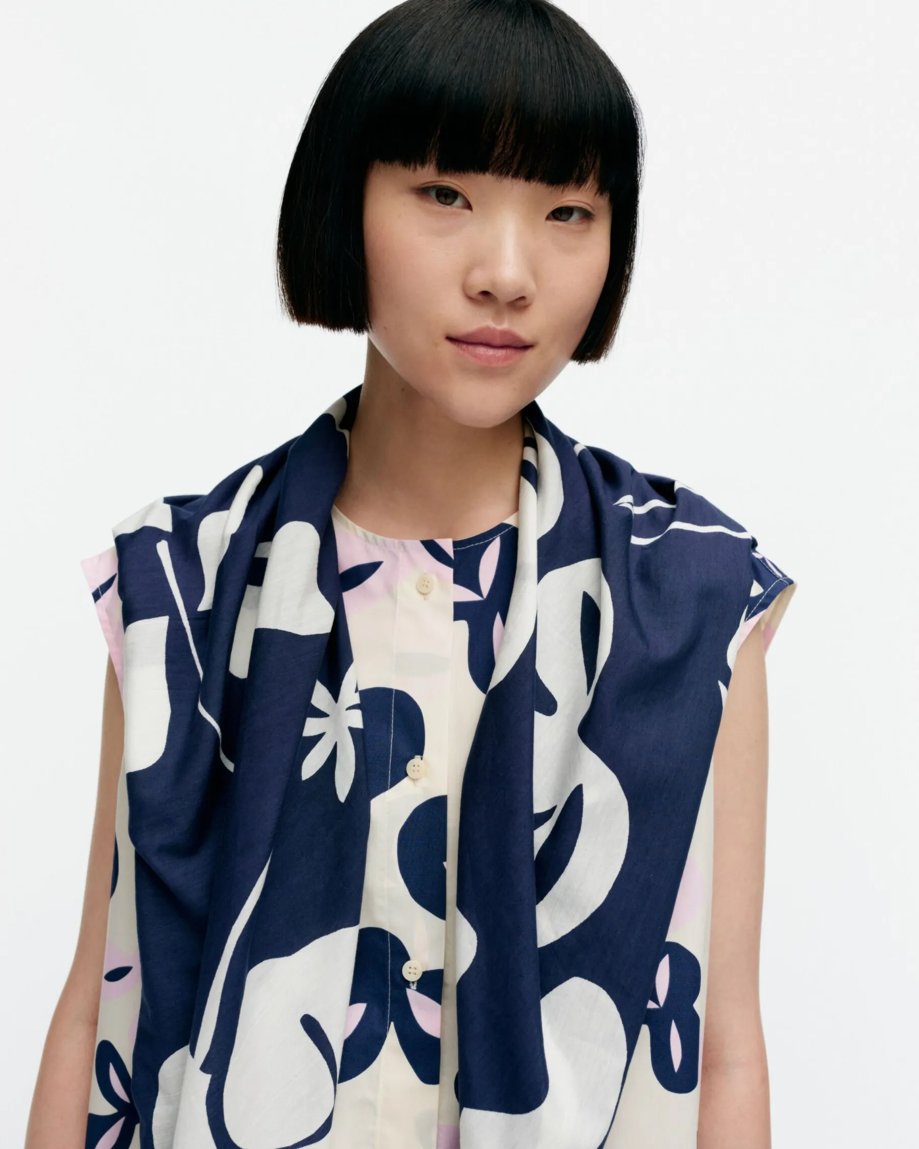 Huivit^Marimekko Ju00E5Hha Nokturno Puuvilla-Silkkisekoitehuivi