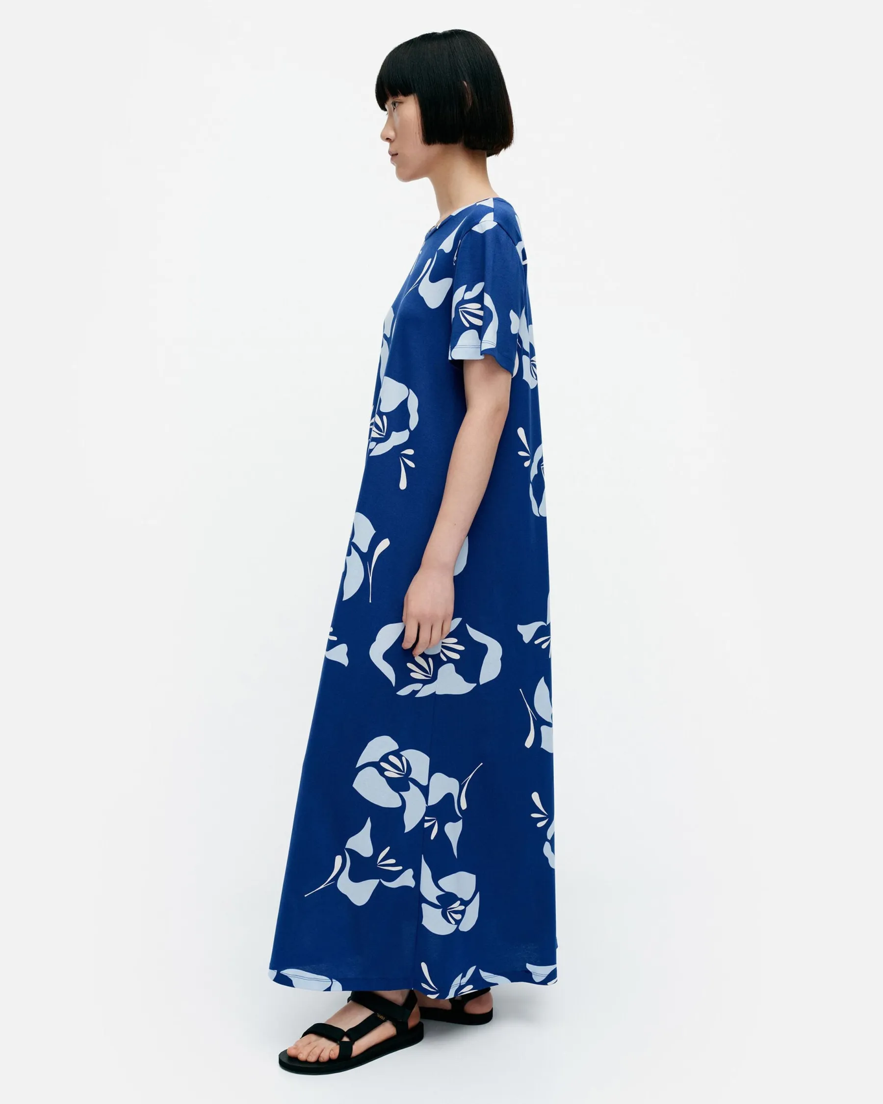 Mekot^Marimekko Kalliokielo Helakka Trikoomekko