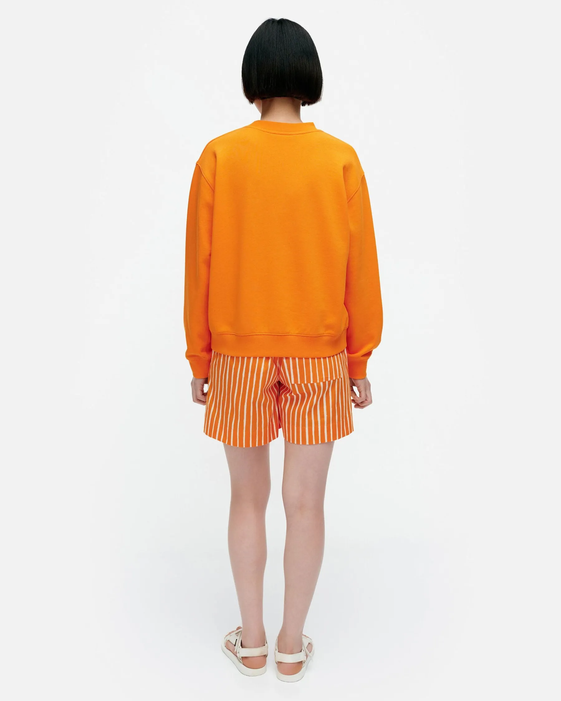 Paidat Ja Tunikat^Marimekko Kioski Leiot Unikko Placement Collegepaita