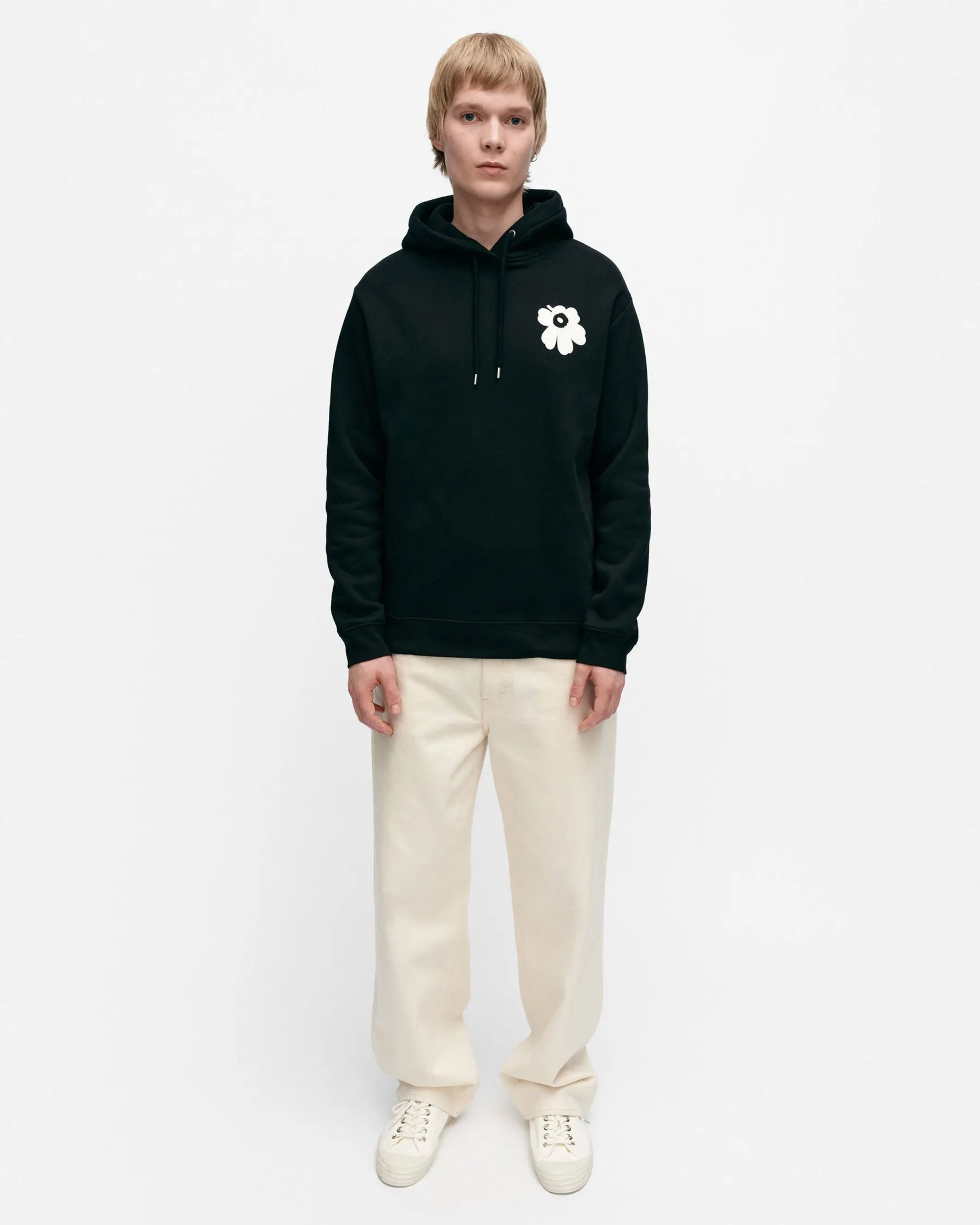 Unisex^Marimekko Kioski Runoja Unikko Placement Paita