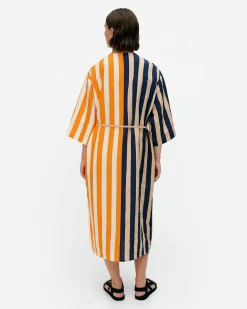 Mekot^Marimekko Markkinat Merirosvo Kuprosekoitemekko