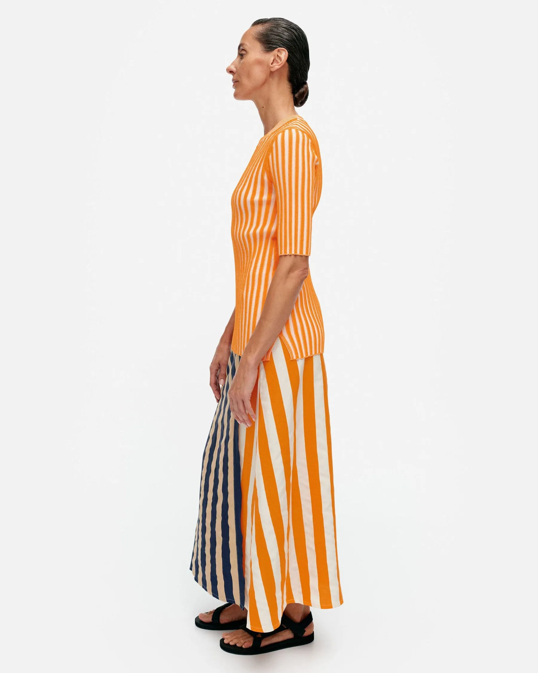 Paidat Ja Tunikat^Marimekko Virtaama Merirosvo Neulepaita